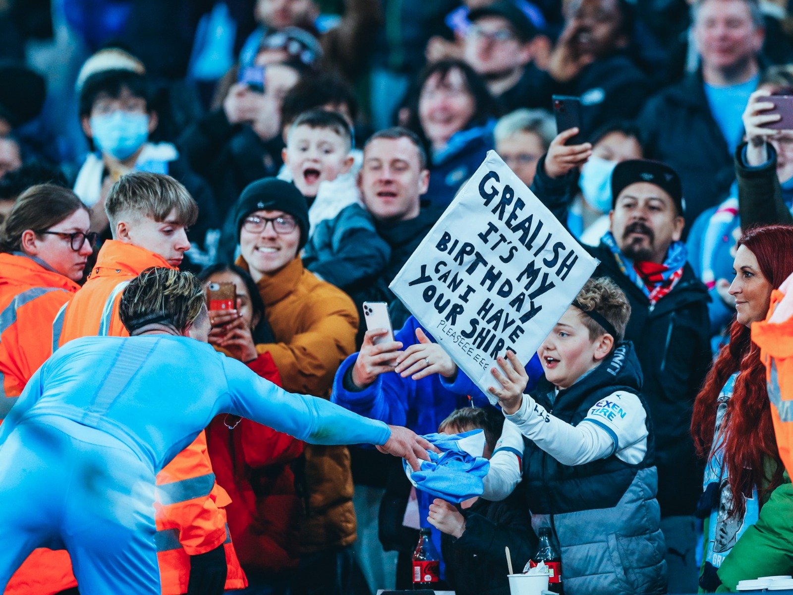 同时也彰显 同时也彰显